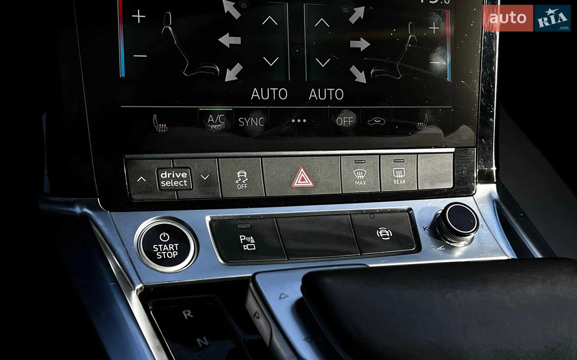 2021 Audi e-tron - мініатюра 18