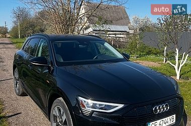 Внедорожник / Кроссовер Audi e-tron 2021 в Киеве