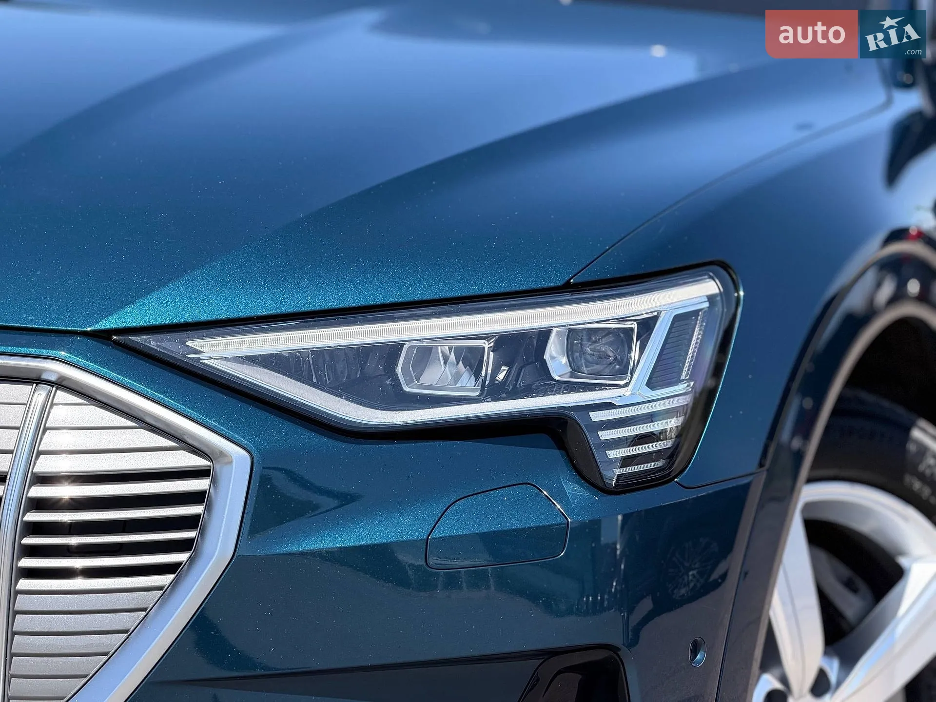 2020 Audi e-tron - мініатюра 6