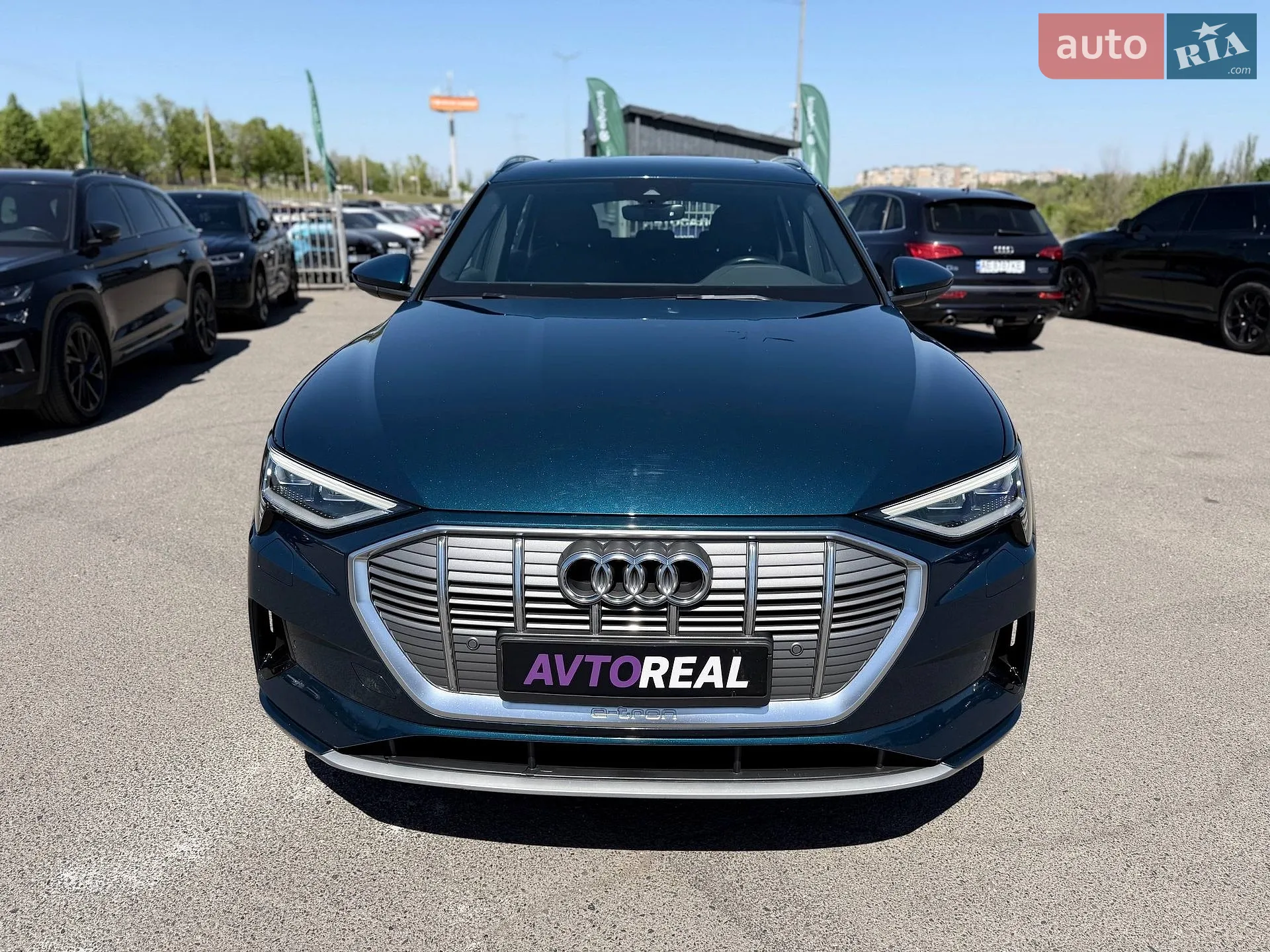 2020 Audi e-tron - мініатюра 17