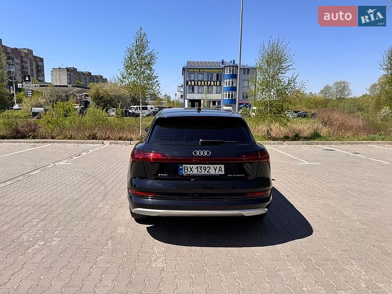 Внедорожник / Кроссовер Audi e-tron 2021 в Хмельницком