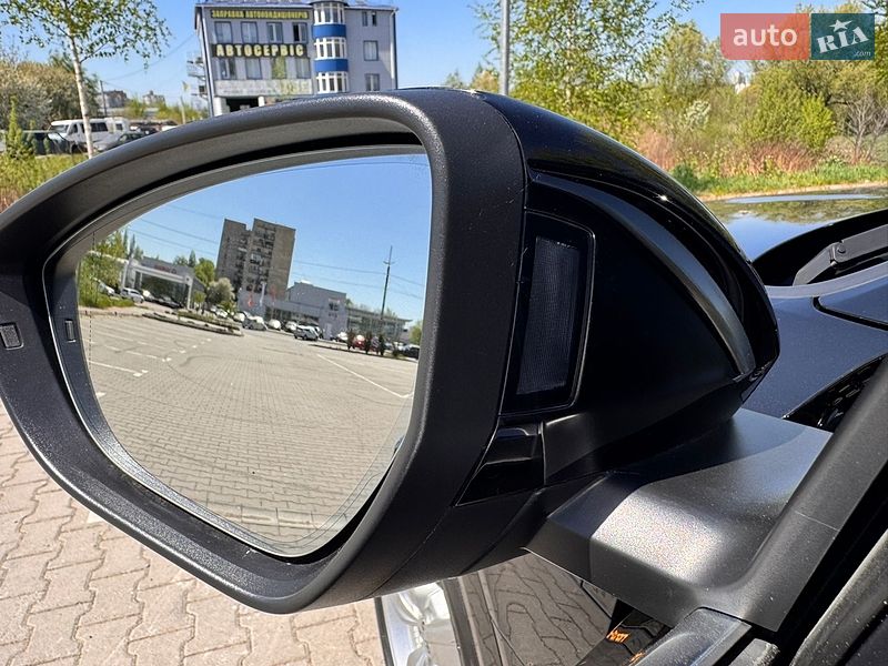 Внедорожник / Кроссовер Audi e-tron 2021 в Хмельницком