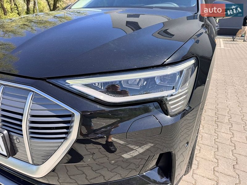 Внедорожник / Кроссовер Audi e-tron 2021 в Хмельницком