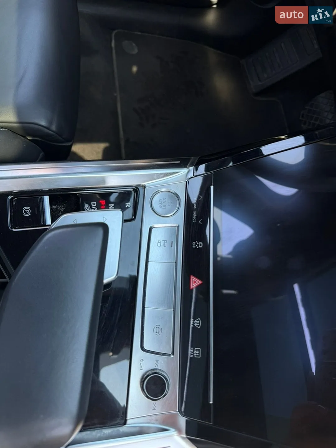 2019 Audi e-tron - мініатюра 14