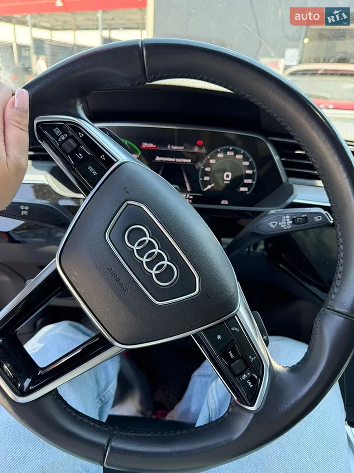 2020 Audi e-tron - мініатюра 57