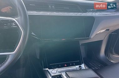 Внедорожник / Кроссовер Audi e-tron 2019 в Киеве