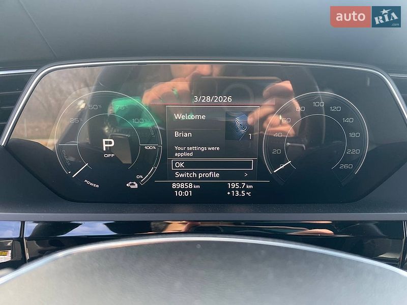 Внедорожник / Кроссовер Audi e-tron 2019 в Киеве