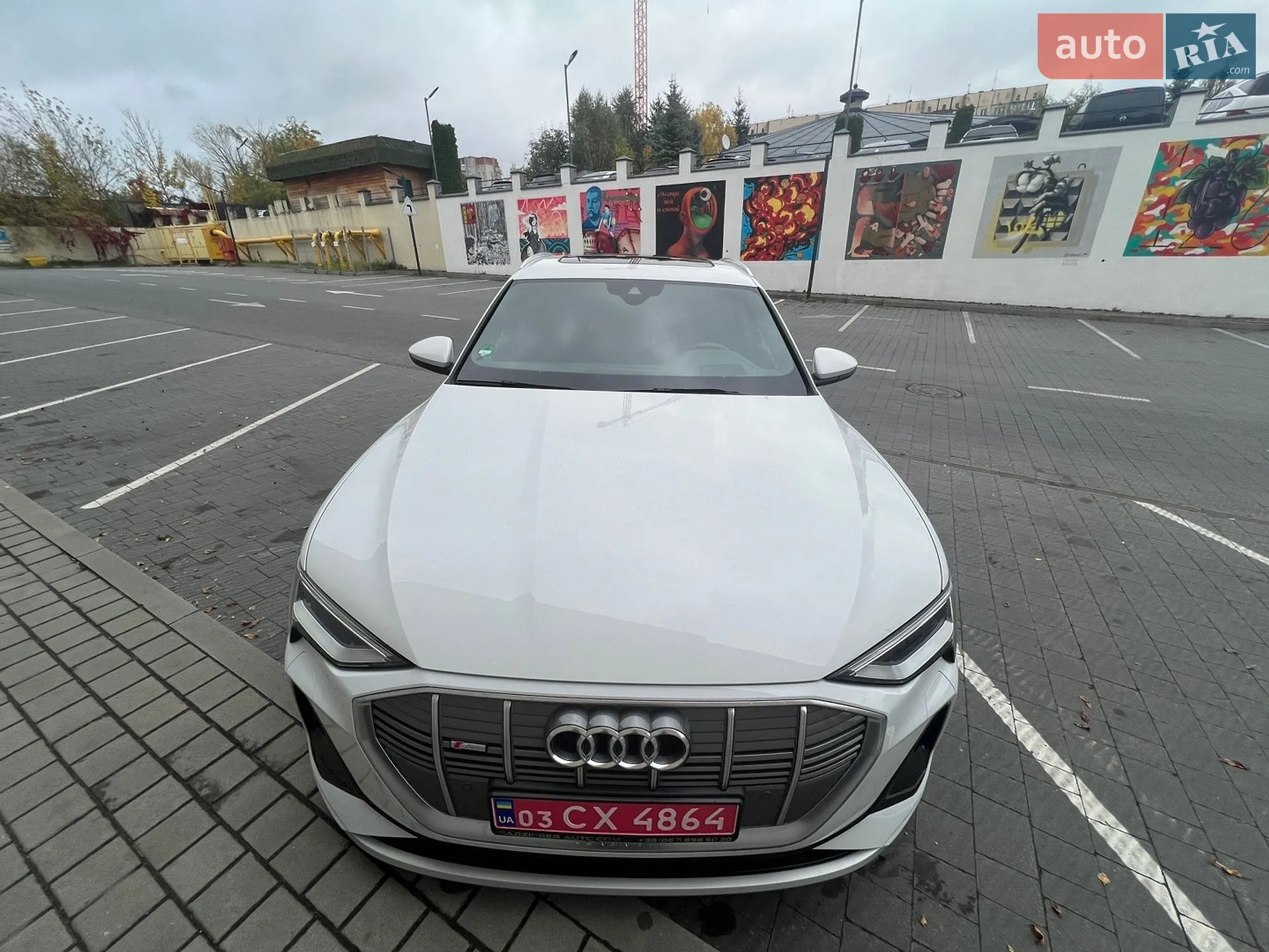 2020 Audi e-tron - мініатюра 12