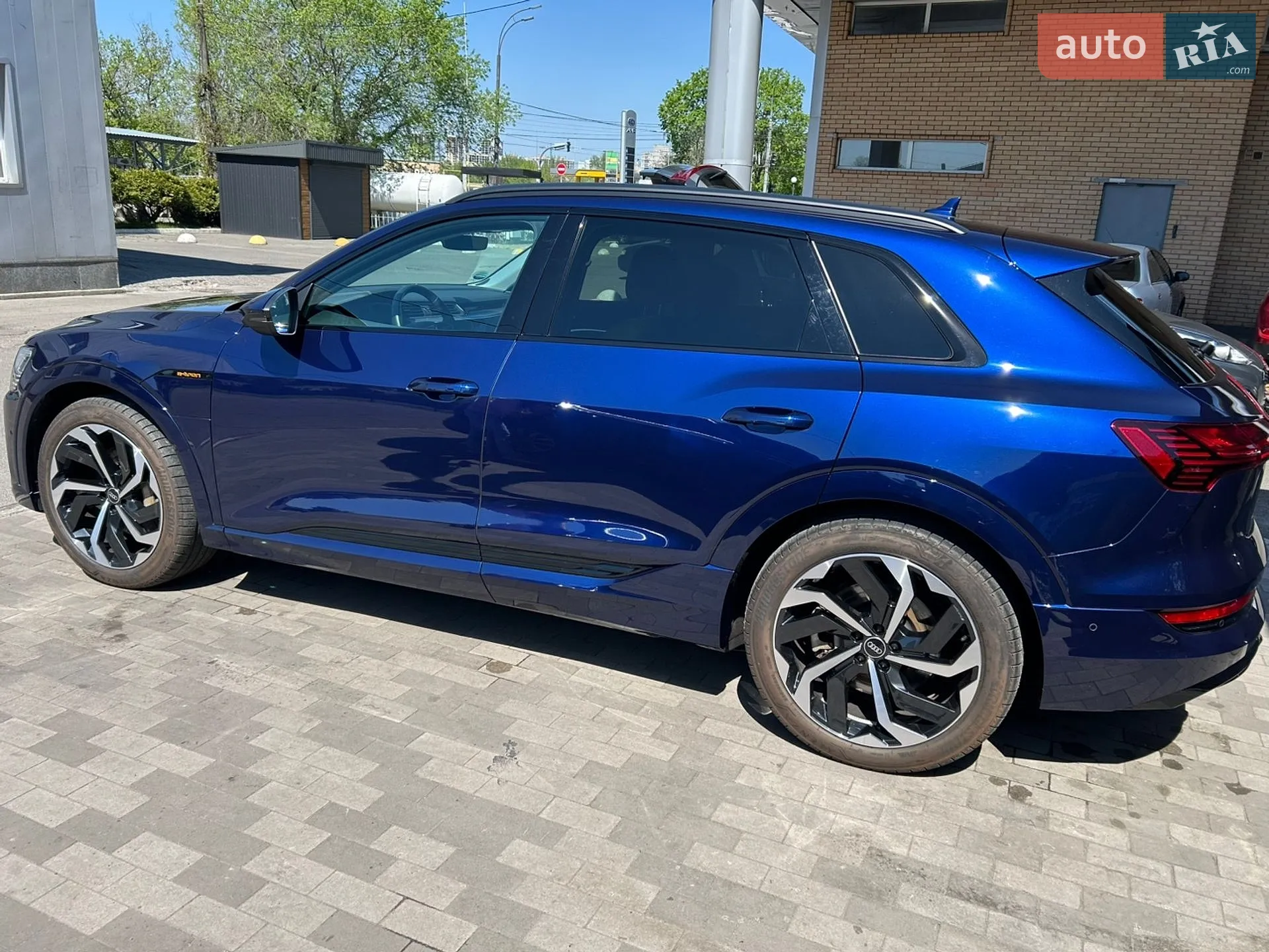 2022 Audi e-tron - мініатюра 9