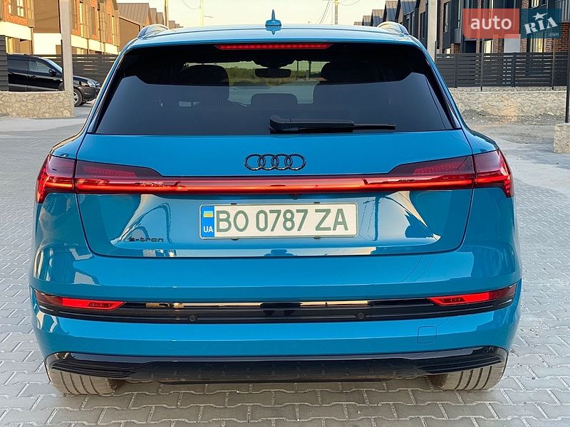 Внедорожник / Кроссовер Audi e-tron 2019 в Тернополе