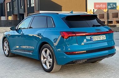 Внедорожник / Кроссовер Audi e-tron 2019 в Тернополе