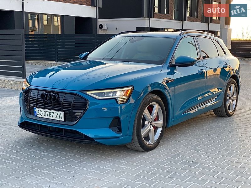 Внедорожник / Кроссовер Audi e-tron 2019 в Тернополе
