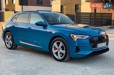 Внедорожник / Кроссовер Audi e-tron 2019 в Тернополе