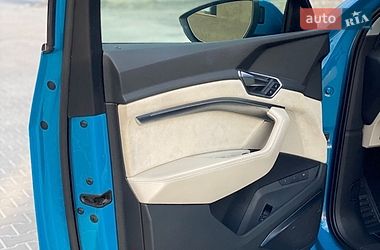Внедорожник / Кроссовер Audi e-tron 2019 в Тернополе