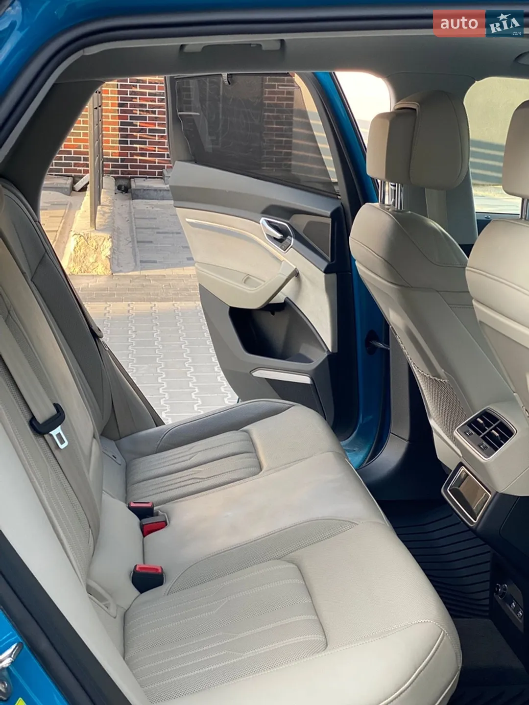 2019 Audi e-tron - мініатюра 31