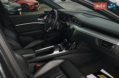 Внедорожник / Кроссовер Audi e-tron 2022 в Мукачево