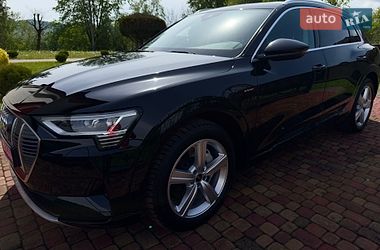 Внедорожник / Кроссовер Audi e-tron 2020 в Сваляве фото 3 Внедорожник / Кроссовер Audi e-tron 2020 в Сваляве