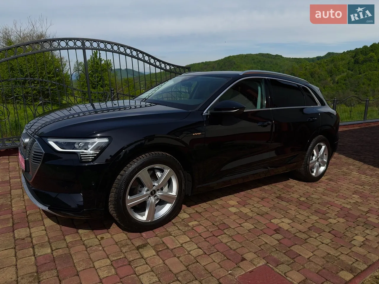 2020 Audi e-tron - мініатюра 30