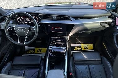 Внедорожник / Кроссовер Audi e-tron 2022 в Мукачево