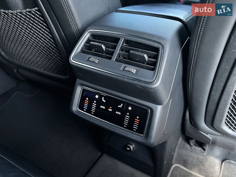 Внедорожник / Кроссовер Audi e-tron 2022 в Мукачево