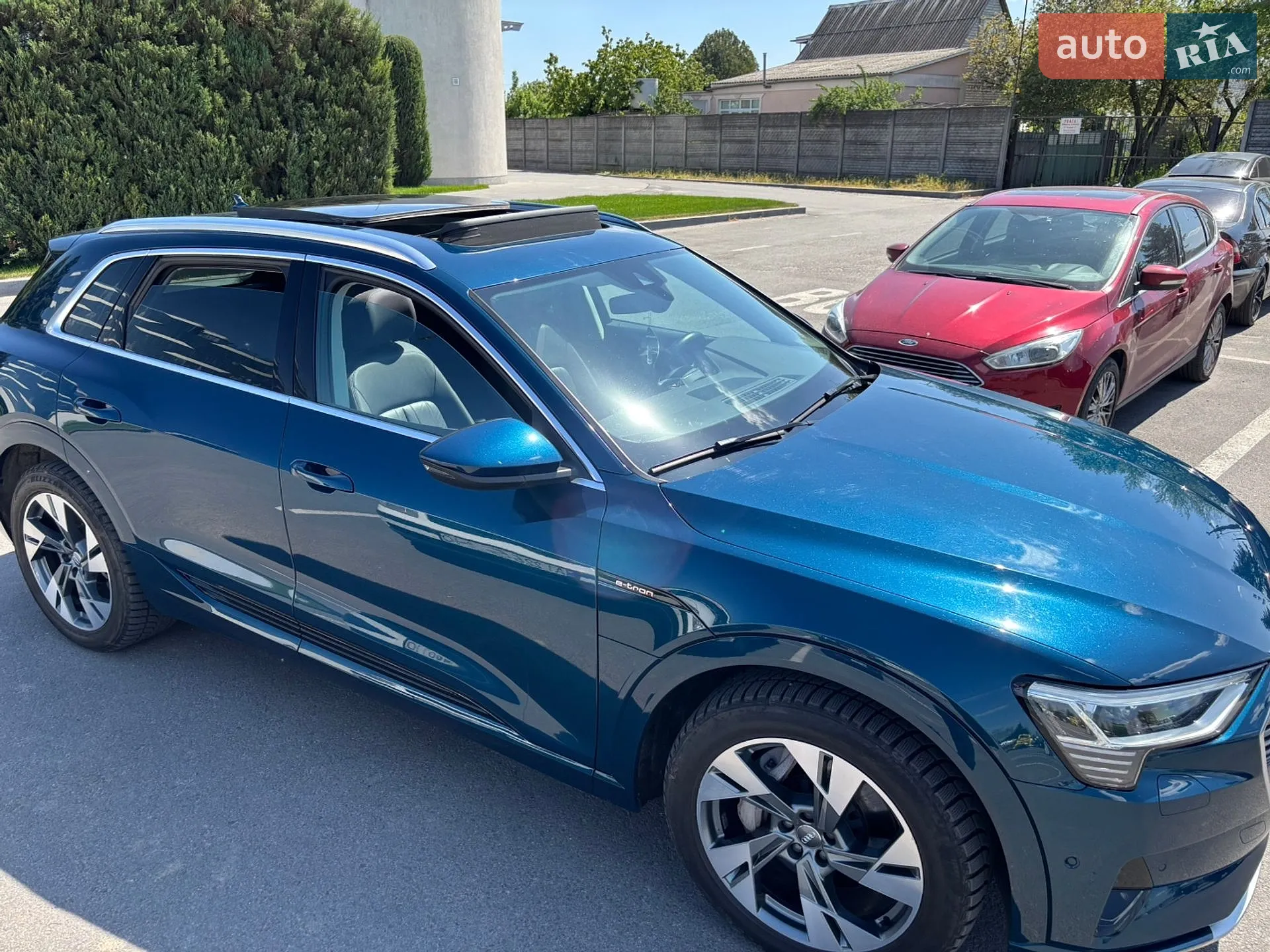 2019 Audi e-tron - мініатюра 3