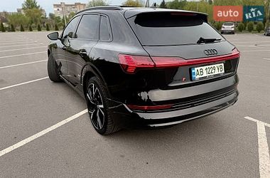 Внедорожник / Кроссовер Audi e-tron 2018 в Хмельнике