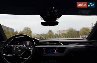 Внедорожник / Кроссовер Audi e-tron 2018 в Хмельнике