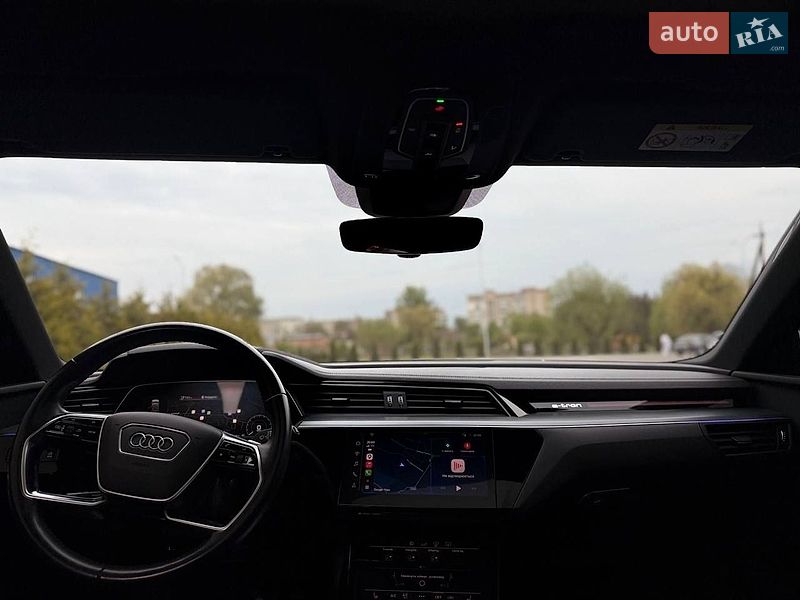 Внедорожник / Кроссовер Audi e-tron 2018 в Хмельнике