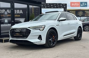 Внедорожник / Кроссовер Audi e-tron 2021 в Харькове