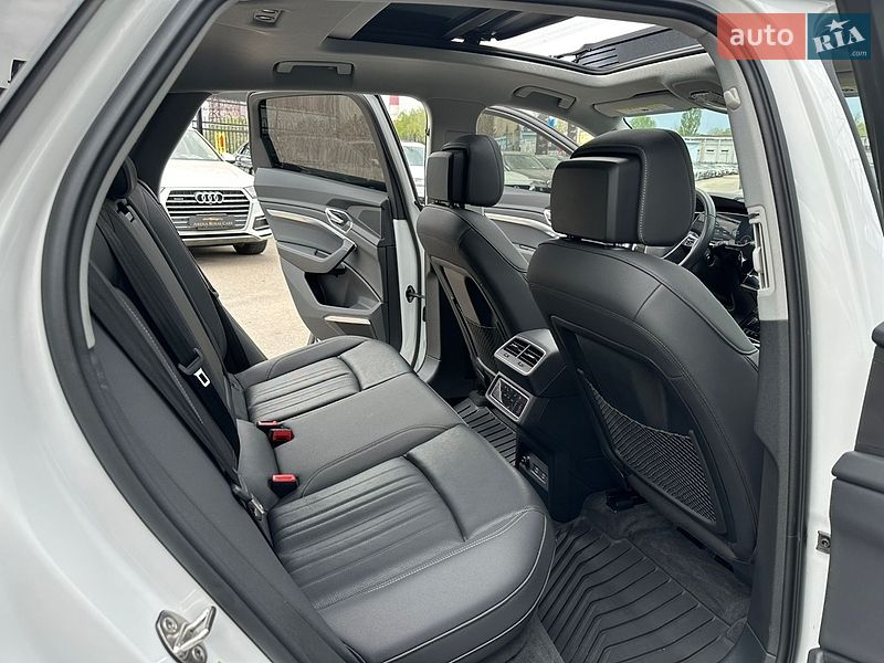 Внедорожник / Кроссовер Audi e-tron 2021 в Харькове