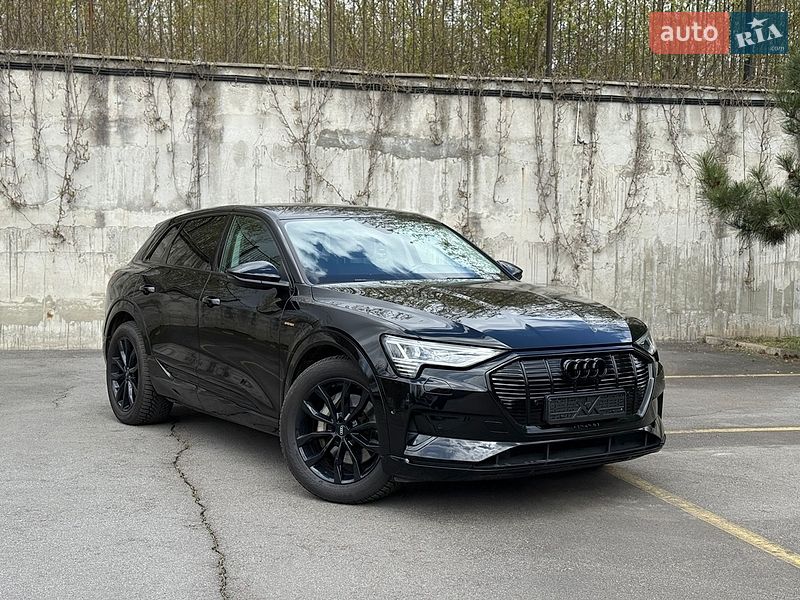 Внедорожник / Кроссовер Audi e-tron 2020 в Ровно