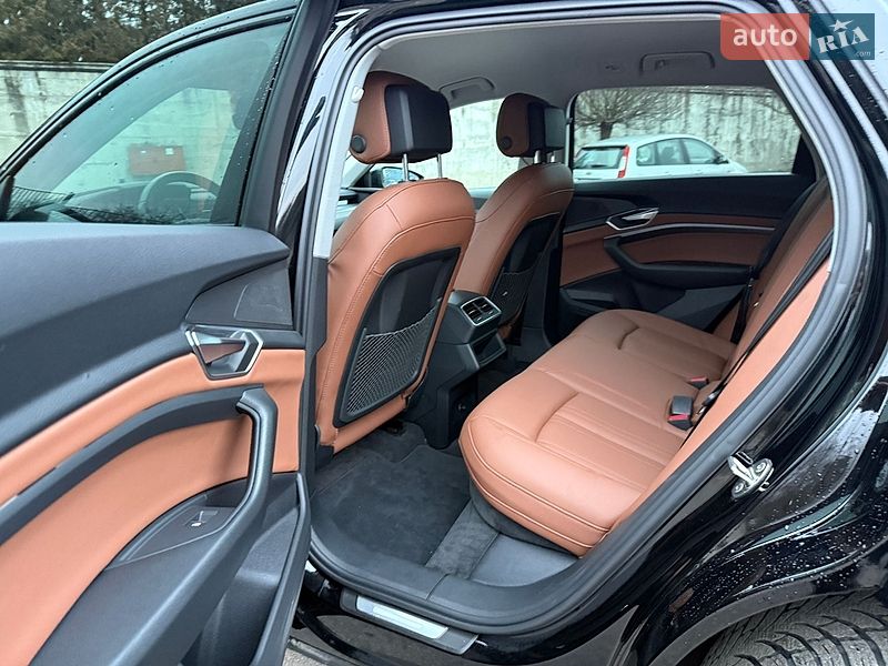 Внедорожник / Кроссовер Audi e-tron 2020 в Ровно