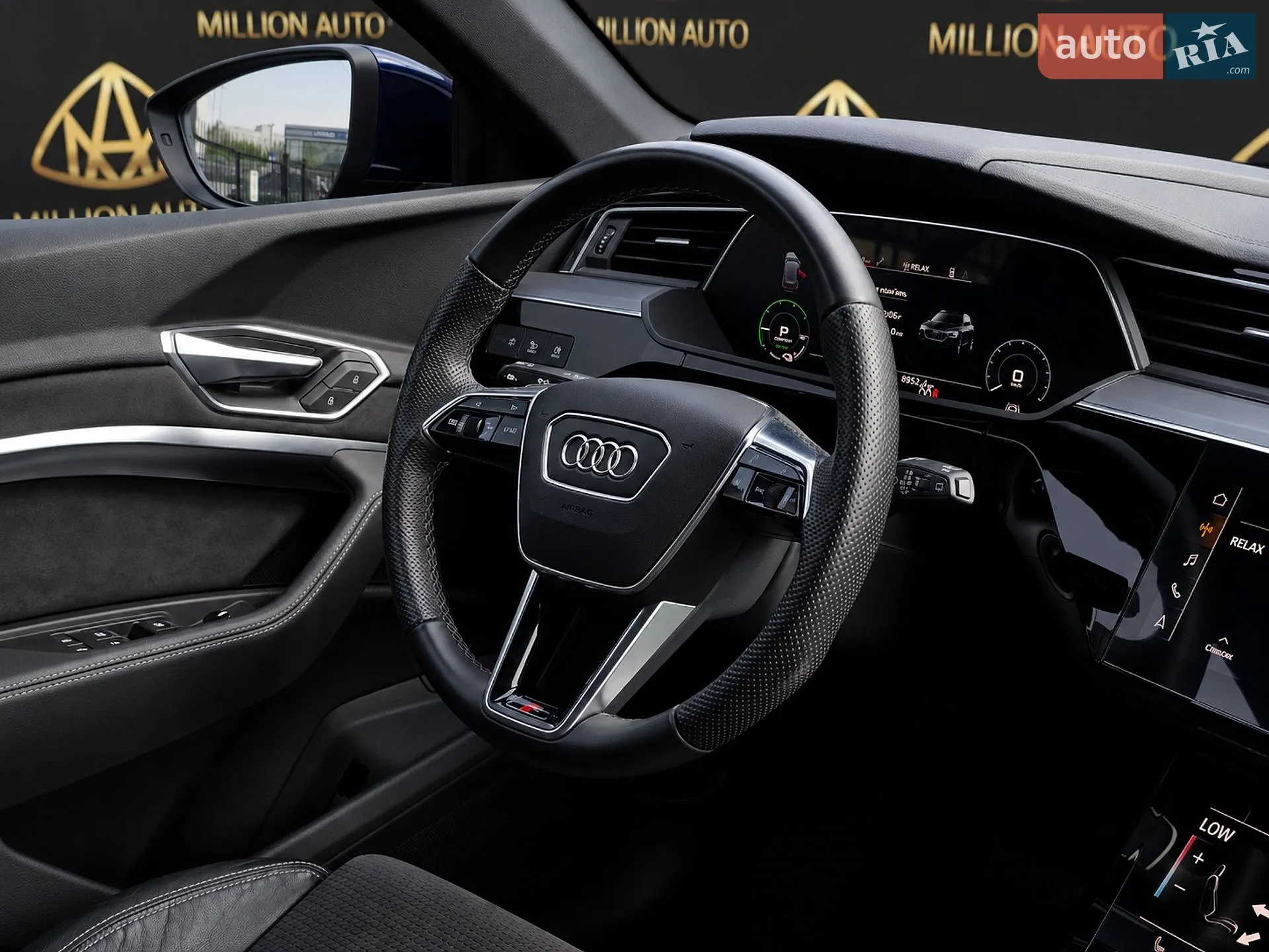 2021 Audi e-tron - мініатюра 13