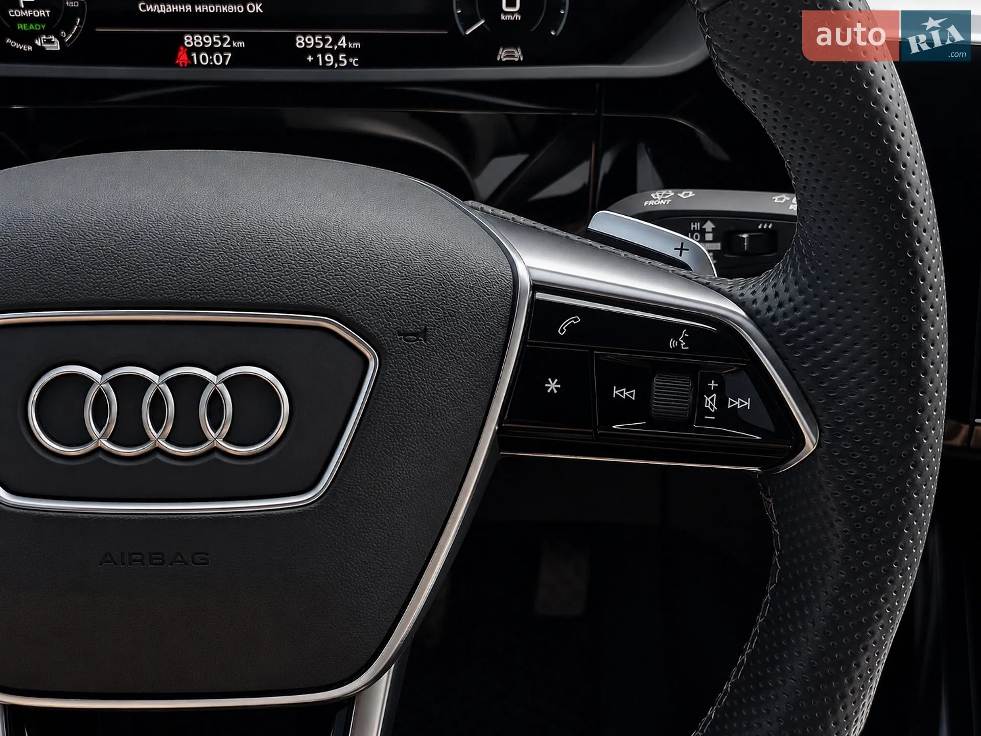 2021 Audi e-tron - мініатюра 21