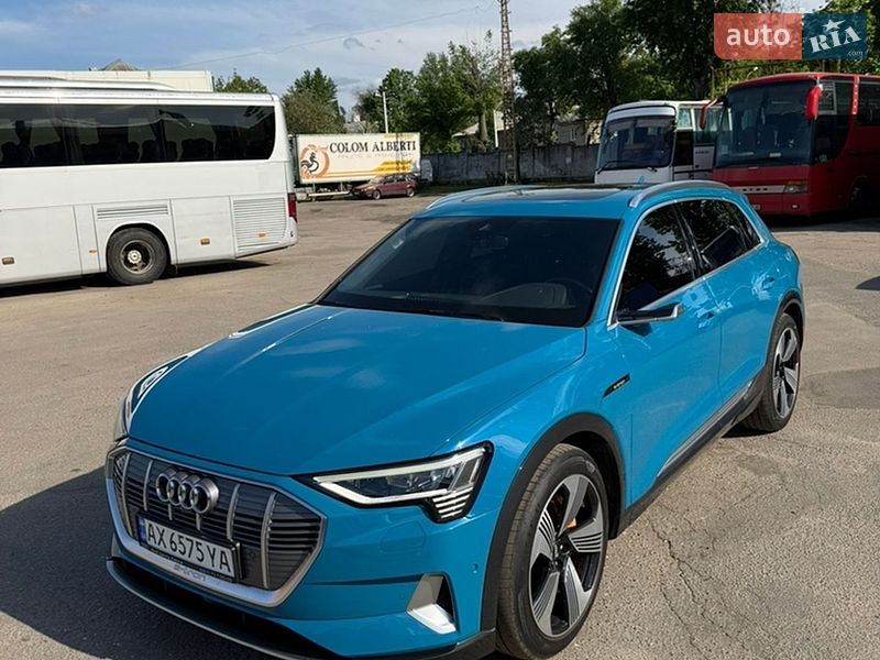 Позашляховик / Кросовер Audi e-tron 2019 в Харкові