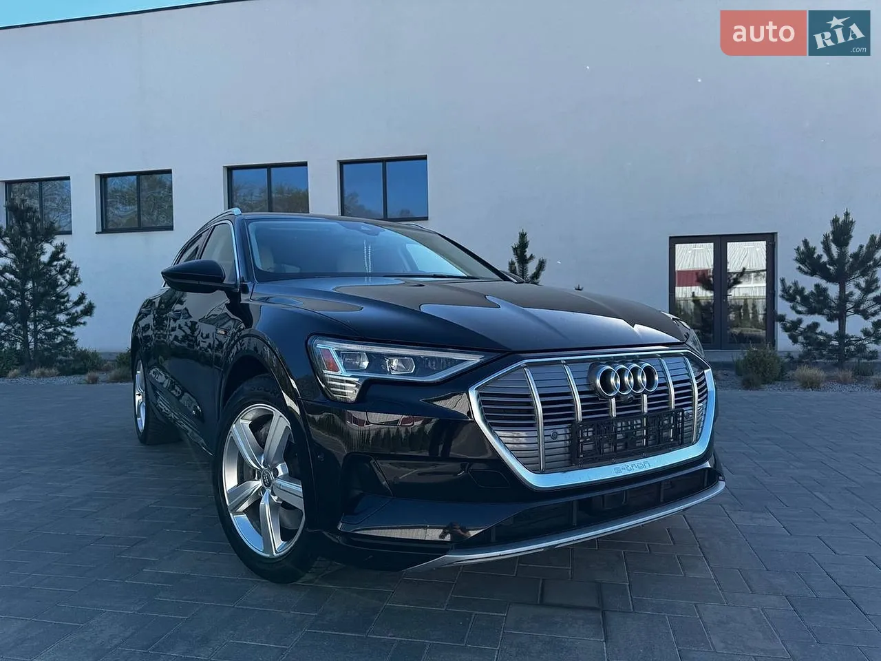 2019 Audi e-tron - мініатюра 39