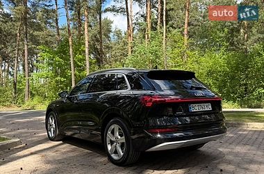 Внедорожник / Кроссовер Audi e-tron 2019 в Львове
