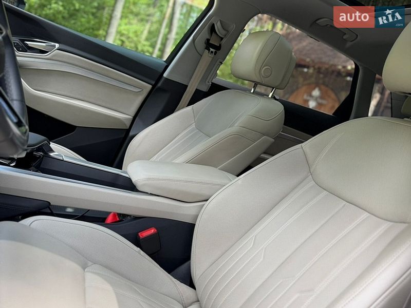 Внедорожник / Кроссовер Audi e-tron 2019 в Львове