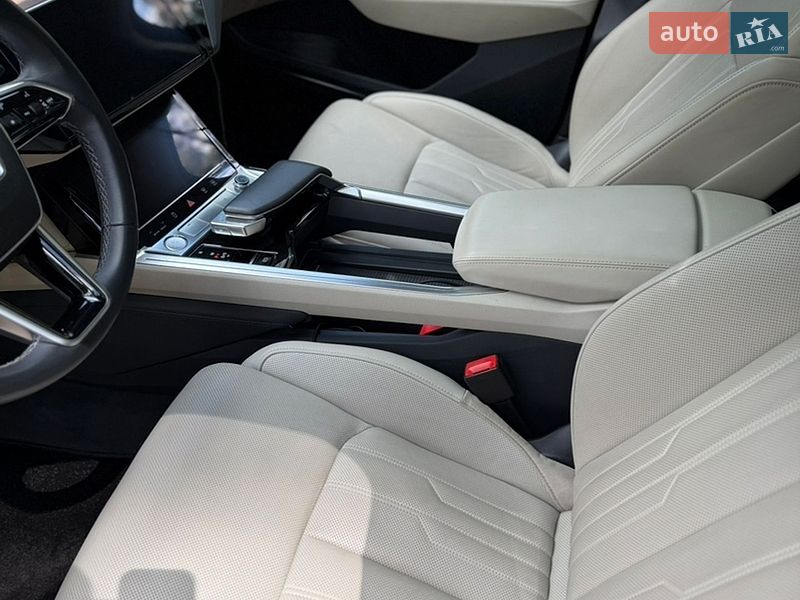 Внедорожник / Кроссовер Audi e-tron 2019 в Львове