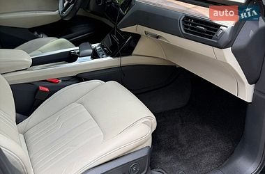Внедорожник / Кроссовер Audi e-tron 2019 в Львове