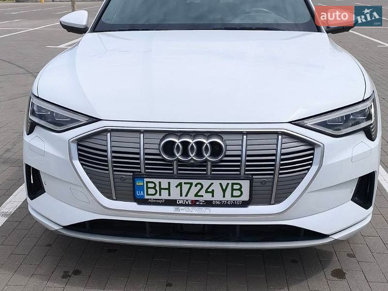 Позашляховик / Кросовер Audi e-tron 2019 в Одесі