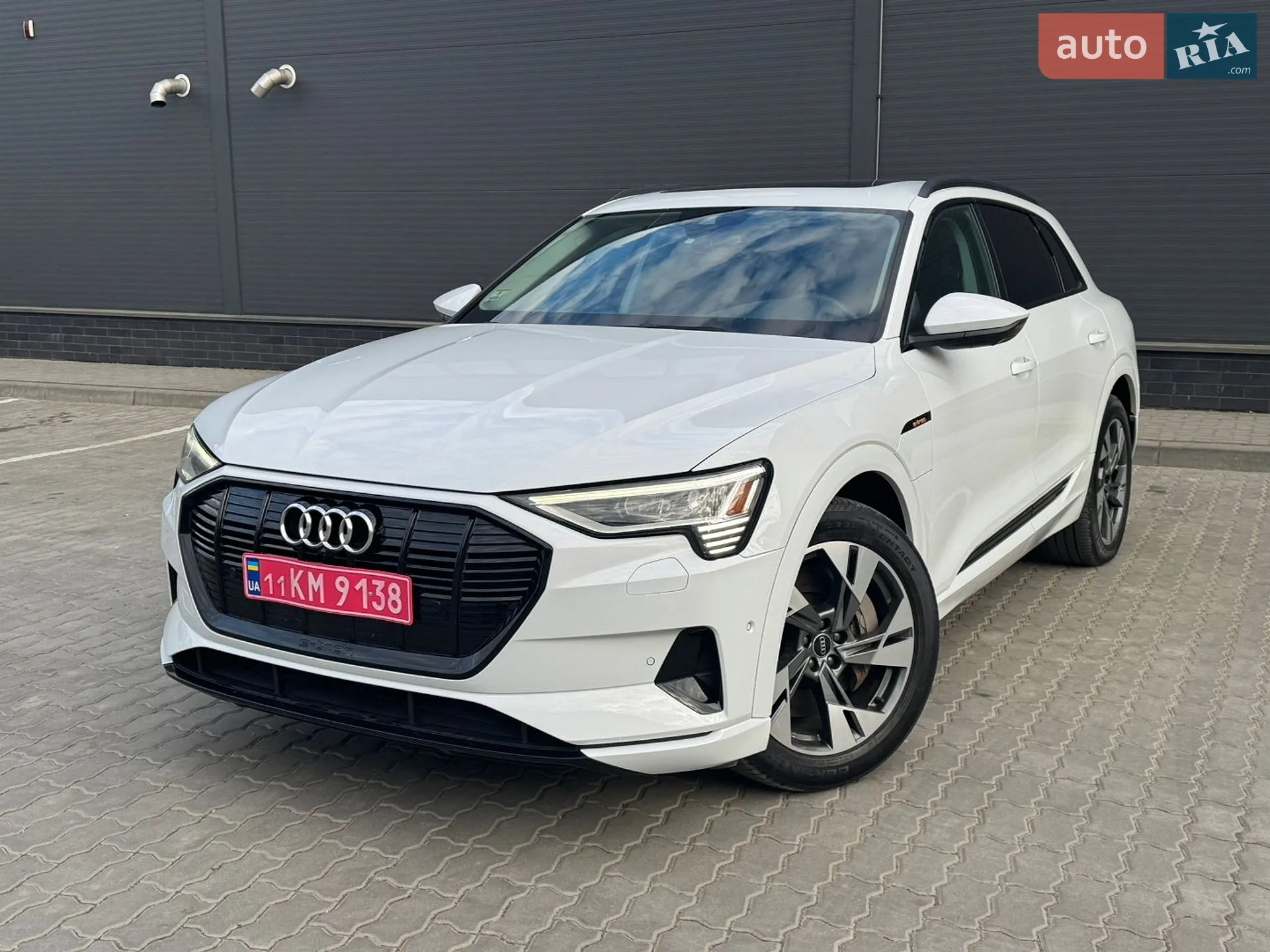 2022 Audi e-tron - мініатюра 2