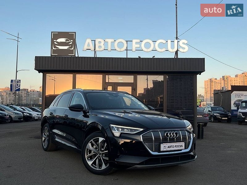 Audi e-tron 2022