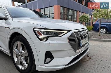 Позашляховик / Кросовер Audi e-tron 2019 в Володимирі