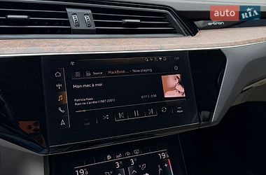 Позашляховик / Кросовер Audi e-tron 2019 в Володимирі