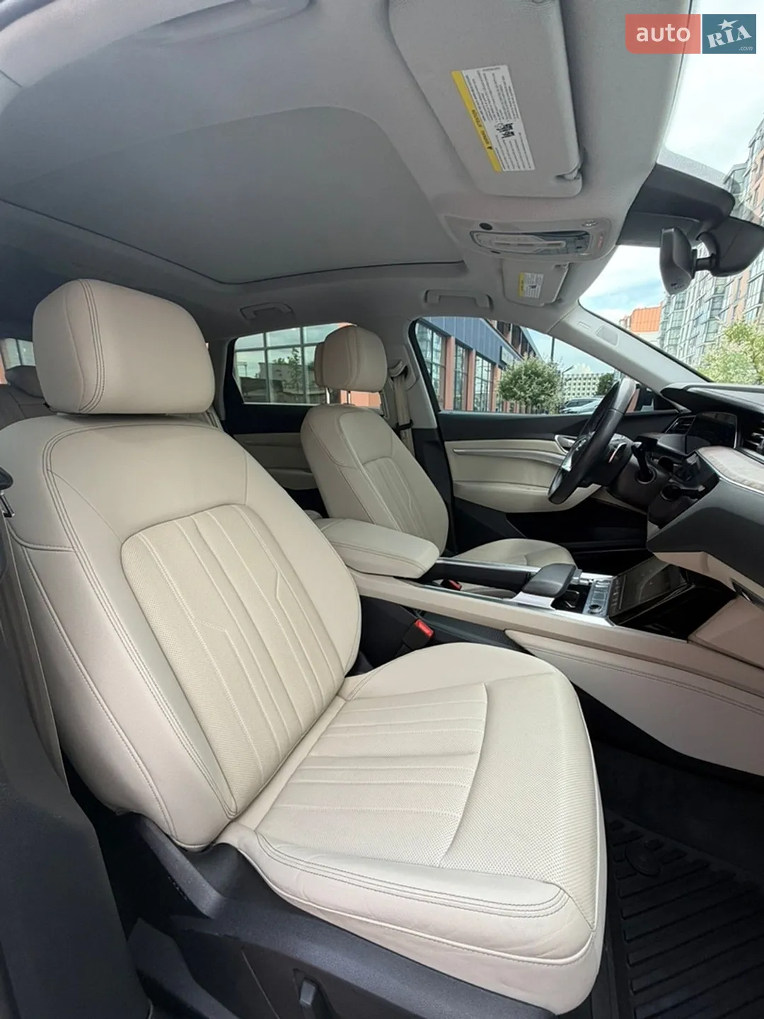 2019 Audi e-tron - мініатюра 101
