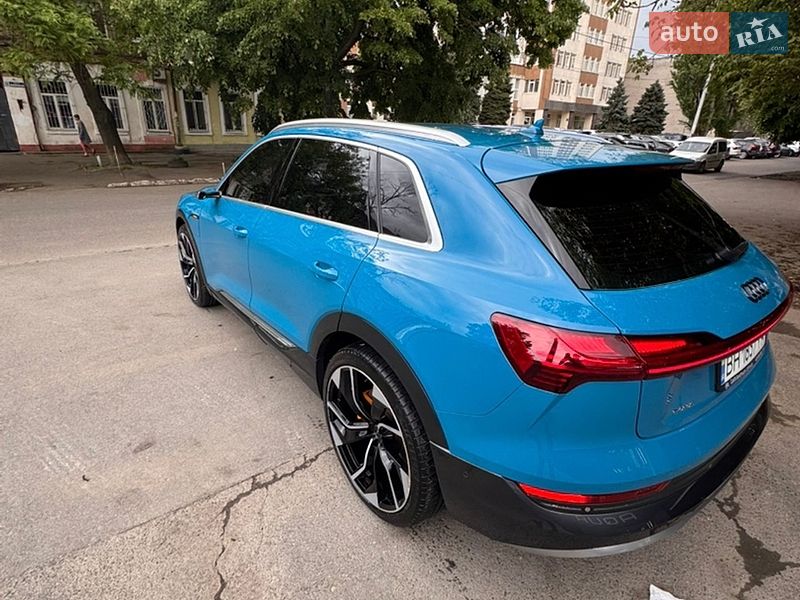 Внедорожник / Кроссовер Audi e-tron 2019 в Одессе