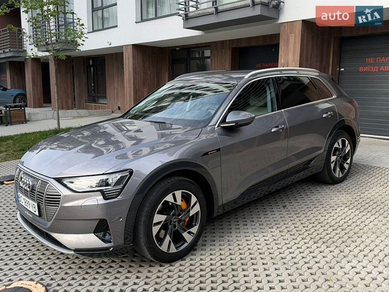 Позашляховик / Кросовер Audi e-tron 2020 в Львові