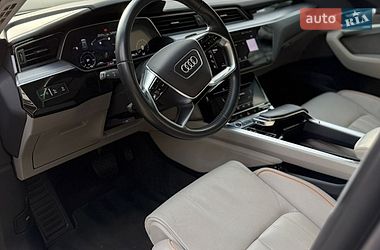 Позашляховик / Кросовер Audi e-tron 2020 в Львові