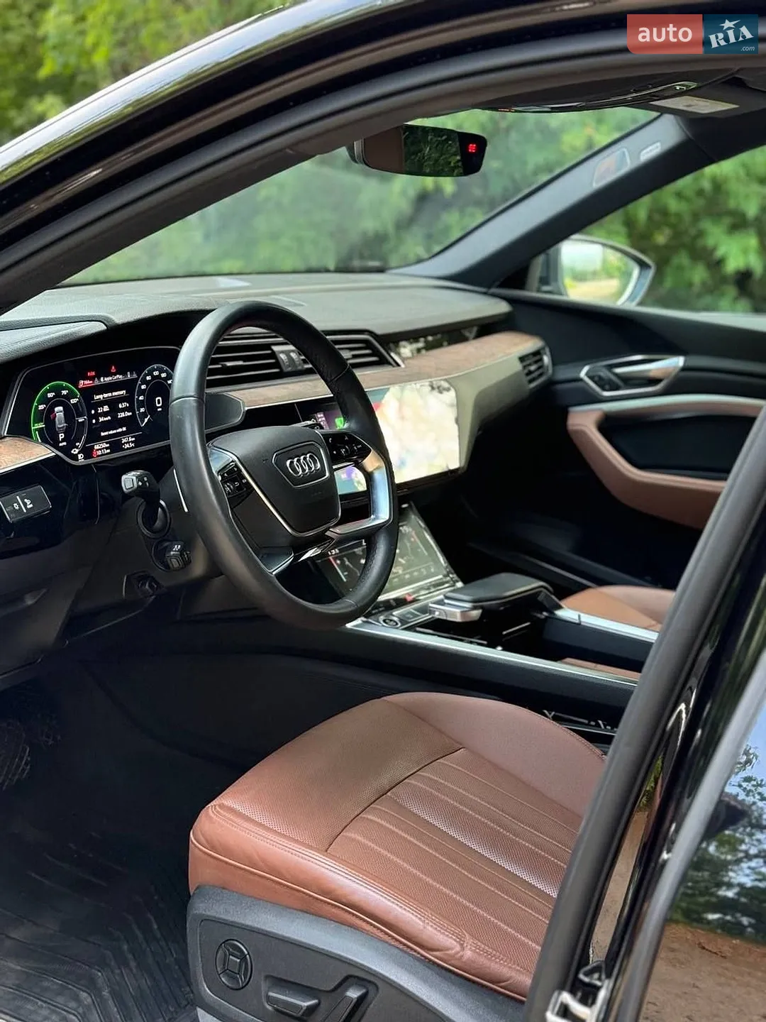 2021 Audi e-tron - мініатюра 15